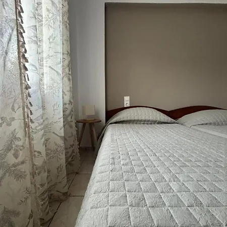 Lily's Apartament Megali Ammos (Skiathos)