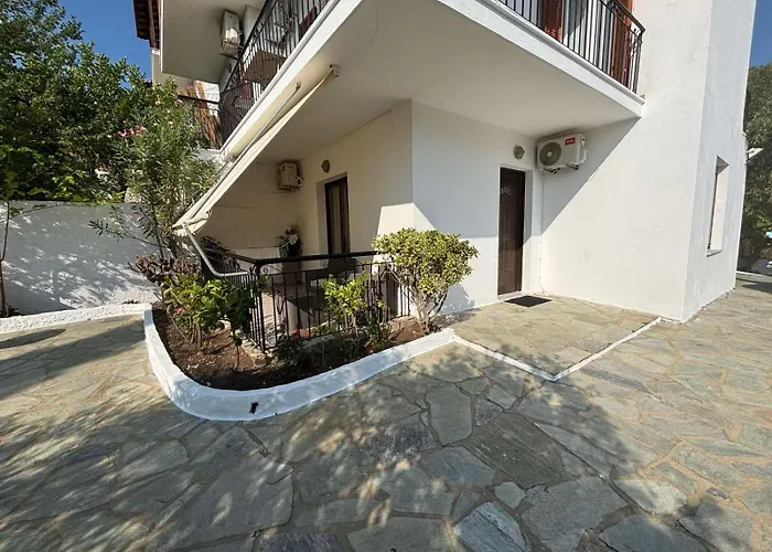 Lily's Apartamento Megali Ammos (Skiathos)